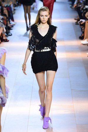 ロベルト カヴァリ 2016年春夏コレクション - 新生カヴァリウーマンのハンティングパーティー｜写真71