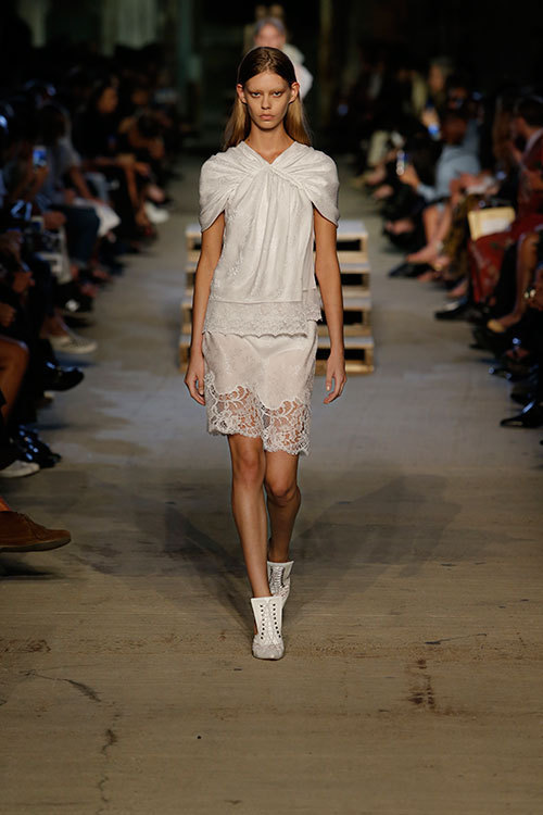 ジバンシィ バイ リカルド ティッシ (Givenchy by Riccardo ジバンシィ バイ リカルド ティッシ (Givenchy by Riccardo