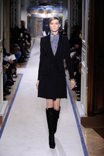 モダンに進化を続けるサンローラン スタイル、イヴ・サンローラン(Yves Saint Laurent) 2011-2012年秋冬コレクション｜写真9