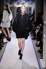 モダンに進化を続けるサンローラン スタイル、イヴ・サンローラン(Yves Saint Laurent) 2011-2012年秋冬コレクション｜写真14