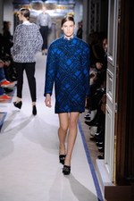 モダンに進化を続けるサンローラン スタイル、イヴ・サンローラン(Yves Saint Laurent) 2011-2012年秋冬コレクション｜写真18