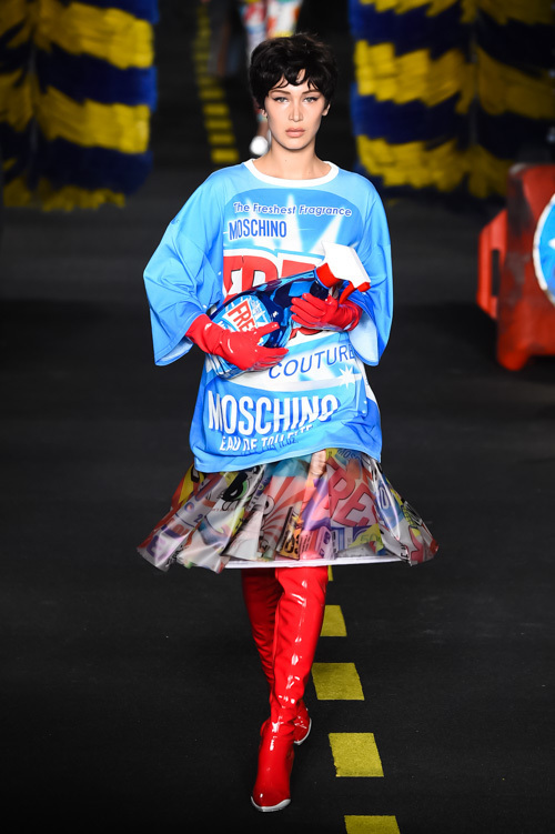 モスキーノ(MOSCHINO) 2016年春夏ウィメンズコレクション  - 写真86