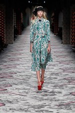 グッチ 2016年春夏コレクション - より複雑な“ノー・ジェンダースタイル”へ｜写真24