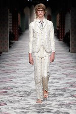 グッチ 2016年春夏コレクション - より複雑な“ノー・ジェンダースタイル”へ｜写真43