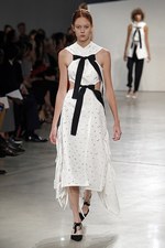 プロエンザスクーラー 2016年春夏コレクション - “ほどける”という感覚に注目して｜写真12