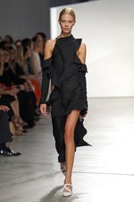 プロエンザスクーラー 2016年春夏コレクション - “ほどける”という感覚に注目して｜写真34