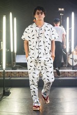 アングラサッド 2016年春夏コレクション - 止まない雨、東京ハードボイルド｜写真31