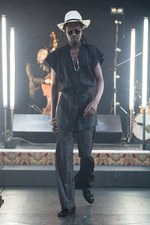 アングラサッド 2016年春夏コレクション - 止まない雨、東京ハードボイルド｜写真42