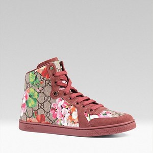 ✨スプリングセール⤵️✨グッチ✨新品　ブルー　GG柄✨ w300_gucciggblooms_02.jpg