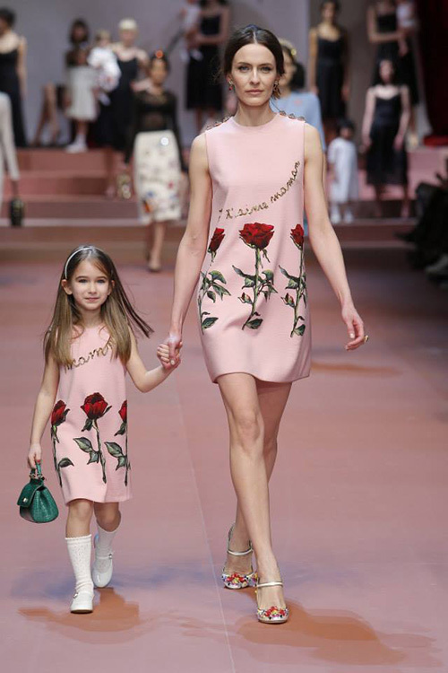 ドルチェ＆ガッバーナ(DOLCE&GABBANA) ママ、だいすき｜写真10