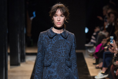 ポール & ジョーより2015年秋冬新作が登場 - カシミール柄やムートンのコートにフォーカス