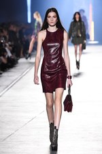 ヴェルサーチ 2016年春夏コレクション - 艶のあるサファリルック｜写真36