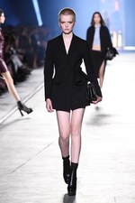 ヴェルサーチ 2016年春夏コレクション - 艶のあるサファリルック｜写真42