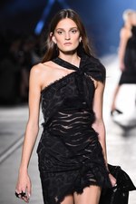 ヴェルサーチ 2016年春夏コレクション - 艶のあるサファリルック｜写真51