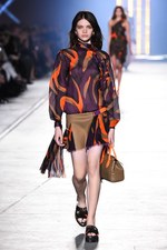 ヴェルサーチ 2016年春夏コレクション - 艶のあるサファリルック｜写真69