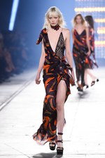 ヴェルサーチ 2016年春夏コレクション - 艶のあるサファリルック｜写真80