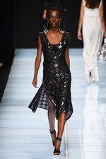 アンテプリマ 2016年春夏コレクション - 透け感と柄遊びで引き出す、女性本来の美しさ｜写真14