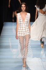 アンテプリマ 2016年春夏コレクション - 透け感と柄遊びで引き出す、女性本来の美しさ｜写真21