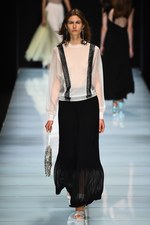 アンテプリマ 2016年春夏コレクション - 透け感と柄遊びで引き出す、女性本来の美しさ｜写真49