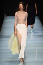 アンテプリマ 2016年春夏コレクション - 透け感と柄遊びで引き出す、女性本来の美しさ｜写真50