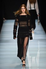 アンテプリマ 2016年春夏コレクション - 透け感と柄遊びで引き出す、女性本来の美しさ｜写真51