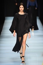 アンテプリマ 2016年春夏コレクション - 透け感と柄遊びで引き出す、女性本来の美しさ｜写真54