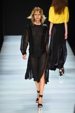 アンテプリマ 2016年春夏コレクション - 透け感と柄遊びで引き出す、女性本来の美しさ｜写真55