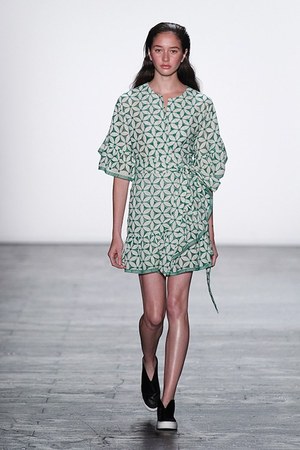 ヴィヴィアン タム(VIVIENNE TAM) 2016年春夏ウィメンズコレクション  - 写真19