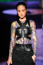 ディースクエアード 2016年春夏コレクション - バブリーガールと行く、常夏のサーフトリップ｜写真36