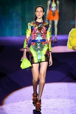 ディースクエアード 2016年春夏コレクション - バブリーガールと行く、常夏のサーフトリップ｜写真51