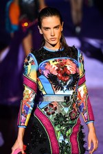 ディースクエアード 2016年春夏コレクション - バブリーガールと行く、常夏のサーフトリップ｜写真65