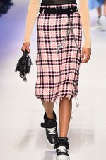 MSGM 2016年春夏コレクション - ポップとロック、ジャンルを超えたガーリーな音楽｜写真7