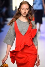 MSGM 2016年春夏コレクション - ポップとロック、ジャンルを超えたガーリーな音楽｜写真19