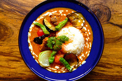 カレーフェス｜下北沢で「カレーフェスティバル 2015」開催 - 約130店舗が提供するオリジナルカレー