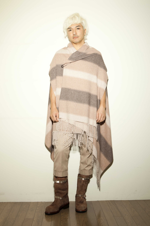イズリール 2011-12年秋冬｜male ポンチョ