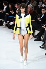 クレージュ 2016年春夏コレクション - 新デザイナーデュオのデビュー、ポップカラーでフレッシュに｜写真14