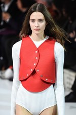 クレージュ 2016年春夏コレクション - 新デザイナーデュオのデビュー、ポップカラーでフレッシュに｜写真51