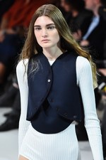 クレージュ 2016年春夏コレクション - 新デザイナーデュオのデビュー、ポップカラーでフレッシュに｜写真53