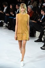 クレージュ 2016年春夏コレクション - 新デザイナーデュオのデビュー、ポップカラーでフレッシュに｜写真63