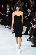 クレージュ 2016年春夏コレクション - 新デザイナーデュオのデビュー、ポップカラーでフレッシュに｜写真75