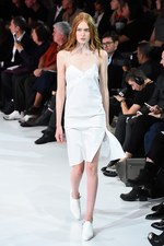 クレージュ 2016年春夏コレクション - 新デザイナーデュオのデビュー、ポップカラーでフレッシュに｜写真76