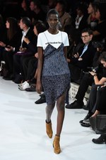 クレージュ 2016年春夏コレクション - 新デザイナーデュオのデビュー、ポップカラーでフレッシュに｜写真78