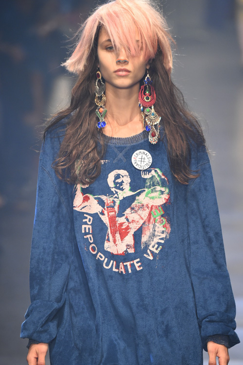 ヴィヴィアン・ウエストウッド ゴールドレーベル(Vivienne Westwood Gold Label) 2016年春夏ウィメンズ&メンズコレクション ディテール - 写真4