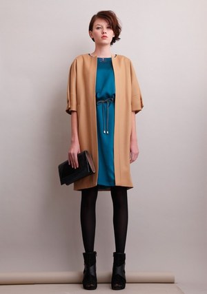 身にまとうアートブックのようにインスピレーションをふりまく-レプ ラス(LEP LUSS)、2011-2012年秋冬コレクション｜写真1