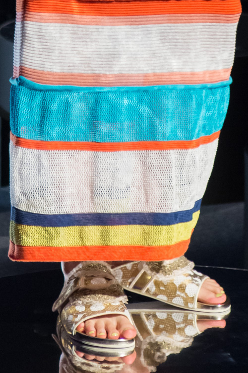 ツモリチサト(TSUMORI CHISATO) 2016年春夏ウィメンズコレクション  - 写真25