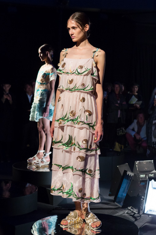 ツモリチサト(TSUMORI CHISATO) 2016年春夏ウィメンズコレクション  - 写真45