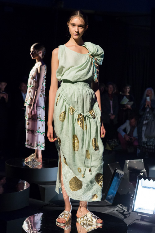 ツモリチサト(TSUMORI CHISATO) 2016年春夏ウィメンズコレクション  - 写真46