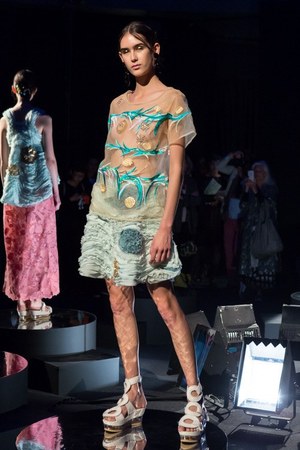 ツモリチサト 2016年春夏コレクション - クレヨンタッチで描き出す、海底世界への大冒険｜写真43