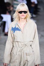 ロエベ 2016年春夏コレクション - テクノロジーと自然の融合、ロエベウーマンの新世界｜写真15