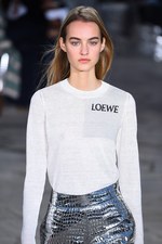 ロエベ 2016年春夏コレクション - テクノロジーと自然の融合、ロエベウーマンの新世界｜写真17